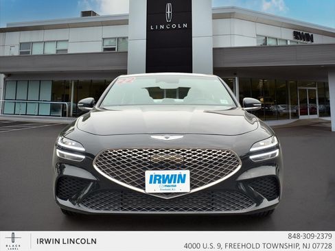 Used 2022 Genesis G70 2.0T AWD/4WD image 3