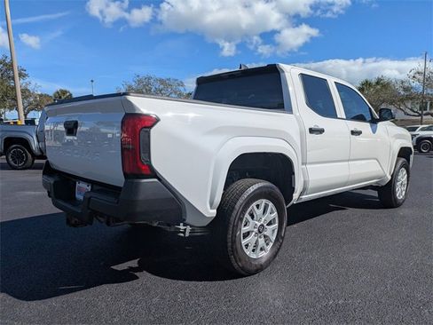 Used 2024 Toyota Tacoma SR image 3