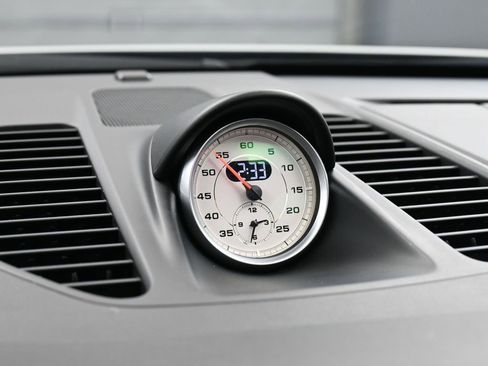 Certified 2015 Porsche 911 Turbo S AWD/4WD image 20
