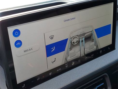 New 2025 Ford Maverick XLT w/ XLT Luxury Package image 18