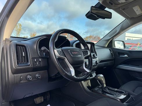 Used 2018 GMC Canyon SLE image 14