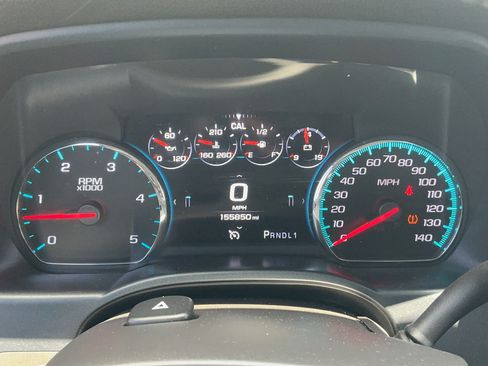Used 2018 GMC Sierra 2500 Denali w/ Duramax Plus Package AWD/4WD image 13
