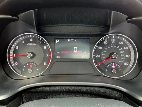 Used 2024 Kia Forte LXS FWD image 12