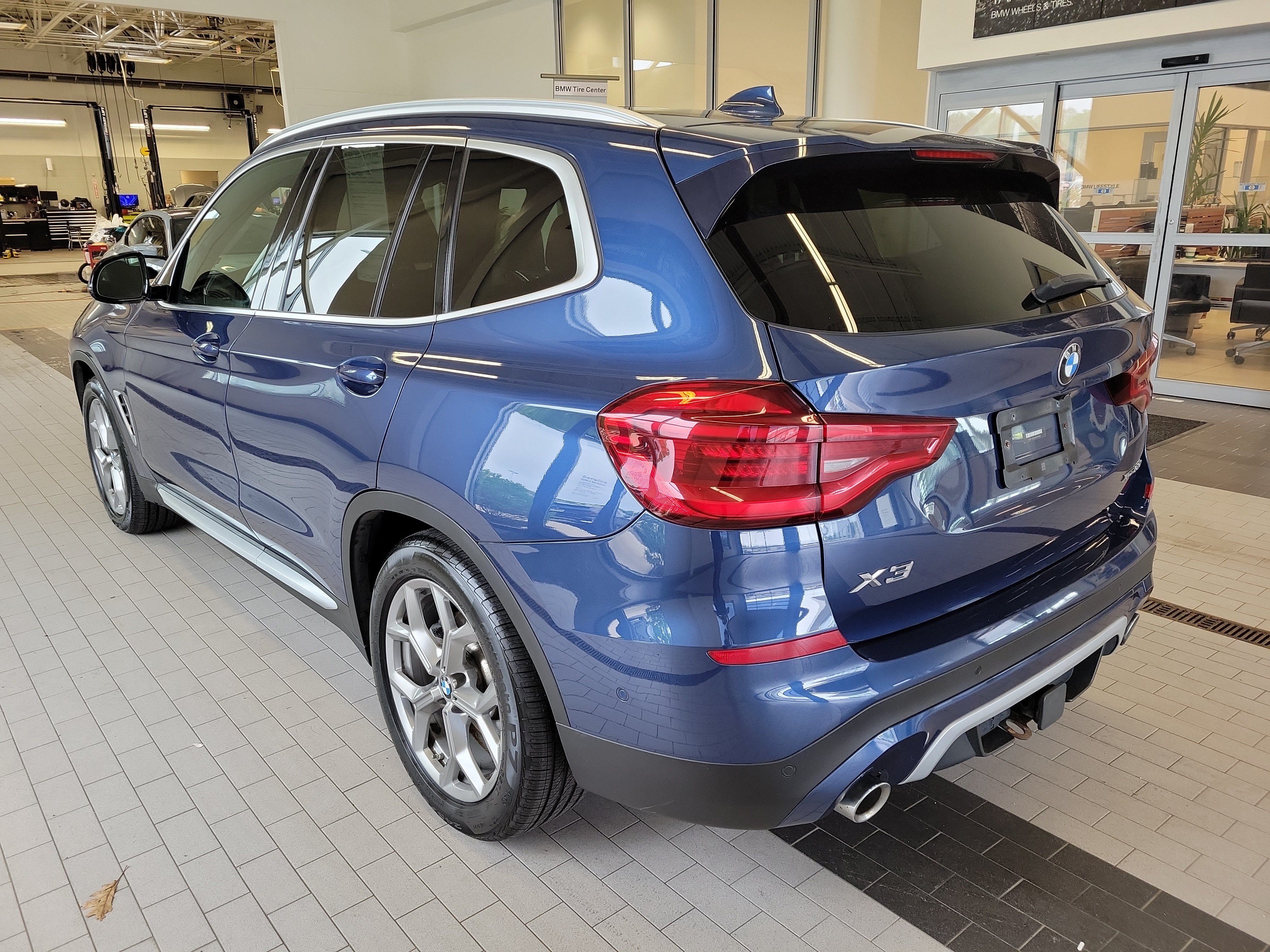 Used 2021 BMW X3 xDrive30i w/ Premium Package AWD/4WD image 7