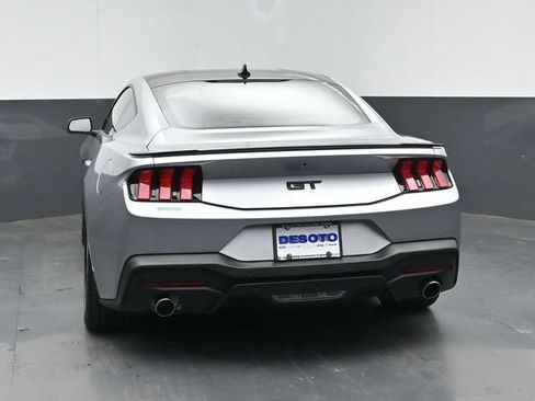 Used 2025 Ford Mustang GT Premium RWD image 7