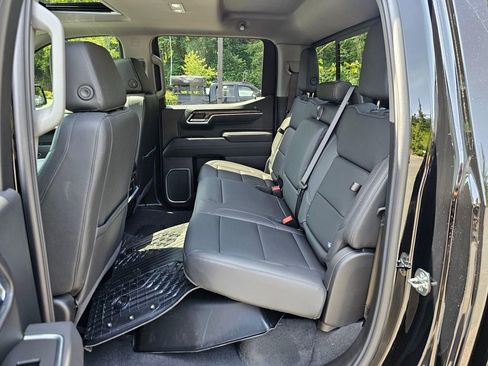 Used 2026 Chevrolet Silverado 1500 LTZ AWD/4WD image 17