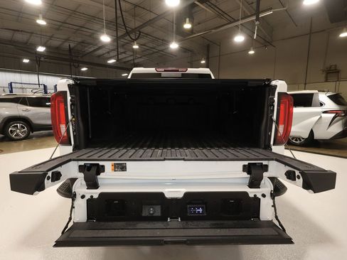 Certified 2024 GMC Sierra 1500 AT4 w/ AT4 Carbonpro Edition image 25