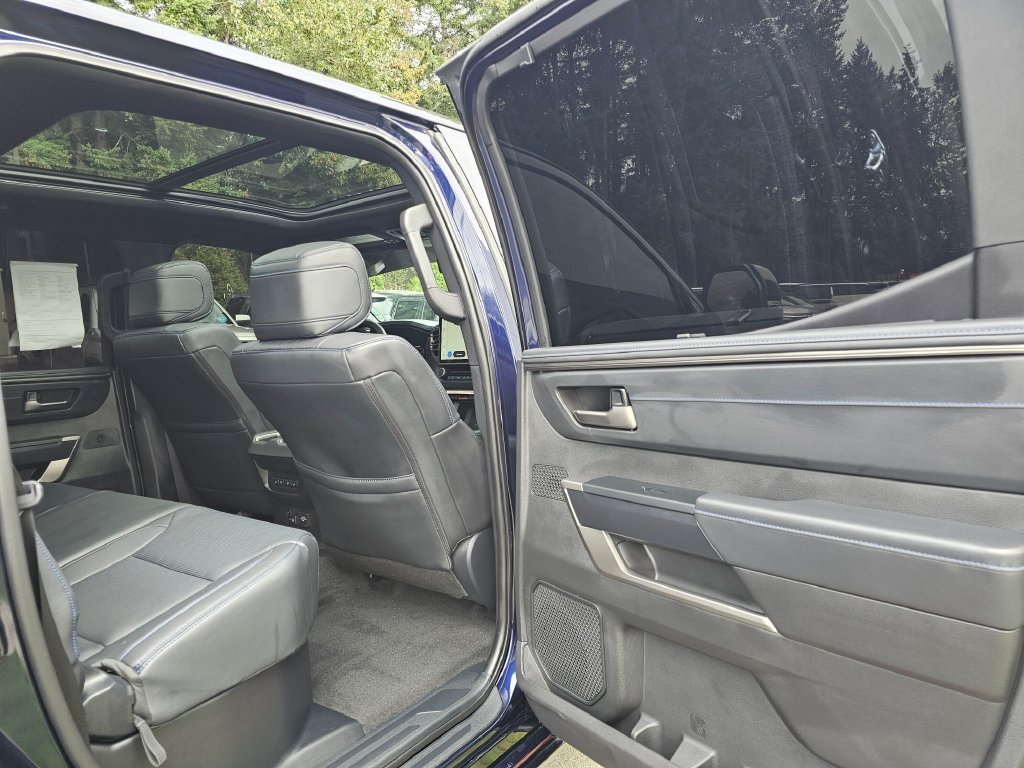 Used 2026 Toyota Tundra Platinum w/ TRD Off-Road Package AWD/4WD image 15