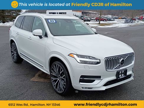 Used 2023 Volvo XC90 B6 Ultimate w/ Lounge Package image 7