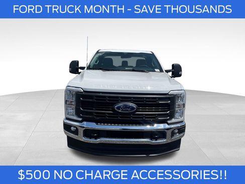 New 2025 Ford F250 XL w/ FX4 Off-Road Package image 8