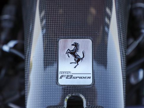 Certified 2022 Ferrari F8 Tributo RWD image 19