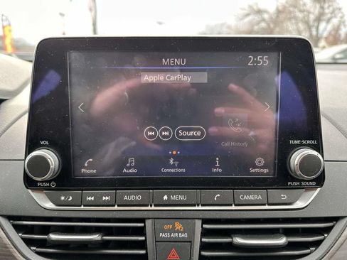 Used 2024 Nissan Altima 2.5 SV FWD image 20