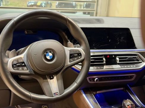 Used 2022 BMW X5 M50i w/ Executive Package image 7