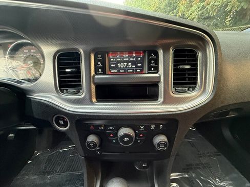 Used 2014 Dodge Charger SE RWD image 14