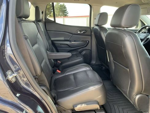 Certified 2019 GMC Acadia SLT image 26