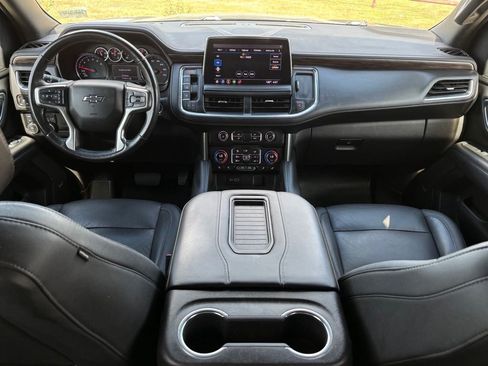 Used 2021 Chevrolet Tahoe Z71 w/ Luxury Package AWD/4WD image 10