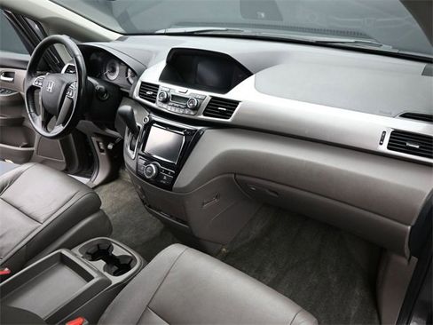 Used 2016 Honda Odyssey EX-L image 45