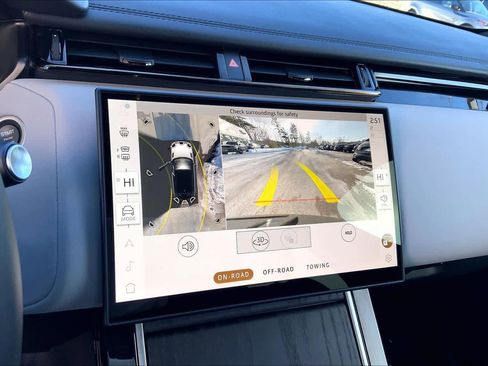 Used 2026 Land Rover Range Rover Velar Dynamic SE image 28