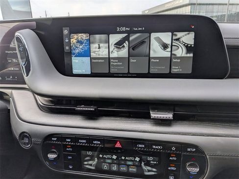 New 2026 Genesis G90 3.5T Prestige image 18