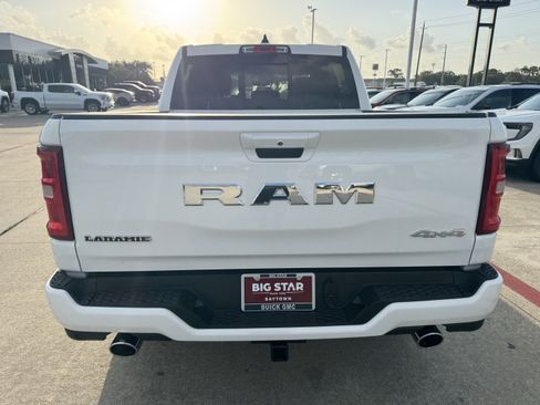 Used 2025 RAM 1500 Laramie w/ Sport Appearance Package AWD/4WD image 7