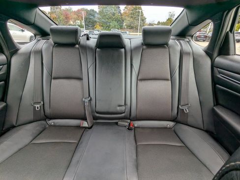 Used 2019 Honda Accord Sport image 18