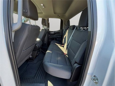 Used 2022 Chevrolet Silverado 1500 Custom image 33