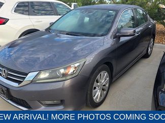Used 2015 Honda Accord EX-L video 1