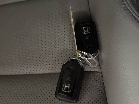 Used 2023 Honda Passport EX-L image 21