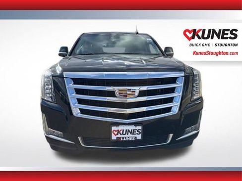Used 2017 Cadillac Escalade Premium Luxury AWD/4WD image 3