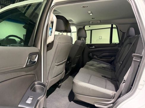 Used 2019 Chevrolet Tahoe LS RWD image 13