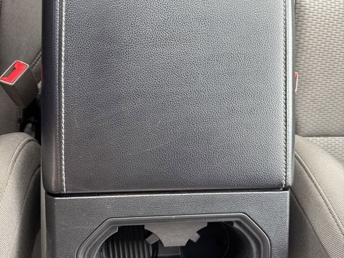 Used 2018 Ford F150 XLT w/ Equipment Group 302A Luxury AWD/4WD image 14