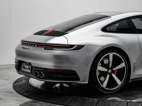 Used 2024 Porsche 911 Carrera S w/ Premium Package RWD image 15