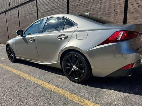 Used 2016 Lexus IS 200t image 29