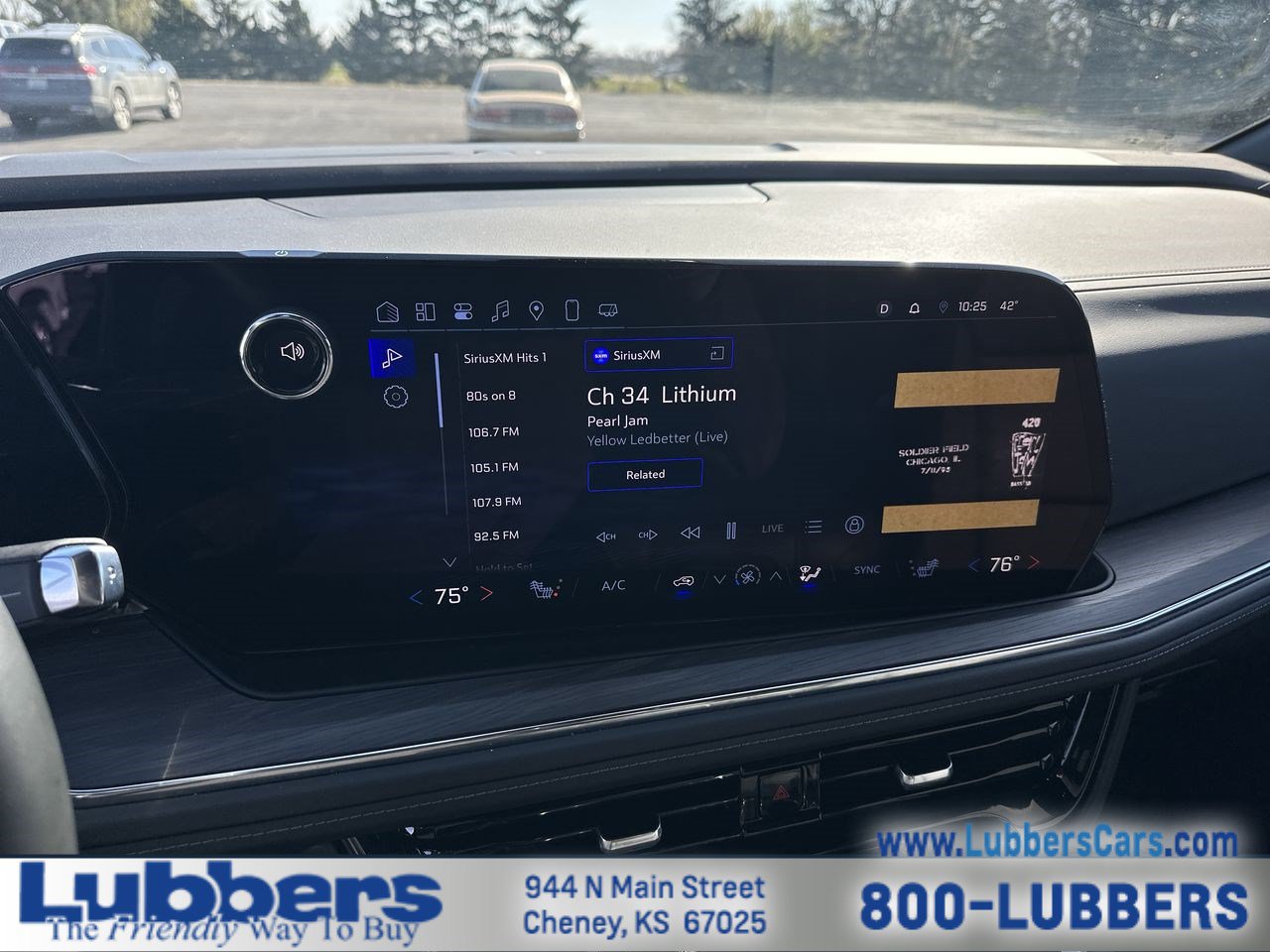 Used 2025 Chevrolet Tahoe LT AWD/4WD image 16
