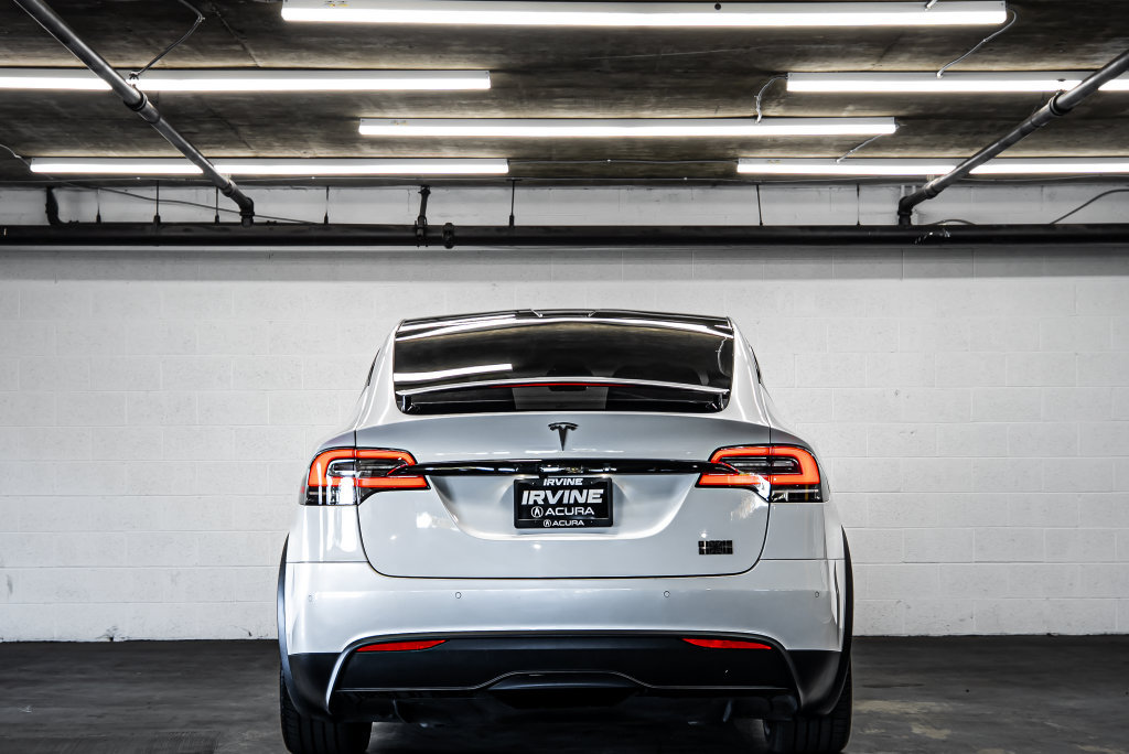 Used 2022 Tesla Model X Plaid AWD/4WD image 4