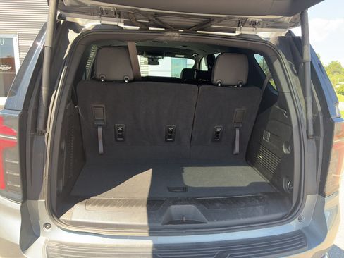 Used 2025 Chevrolet Tahoe LT AWD/4WD image 8