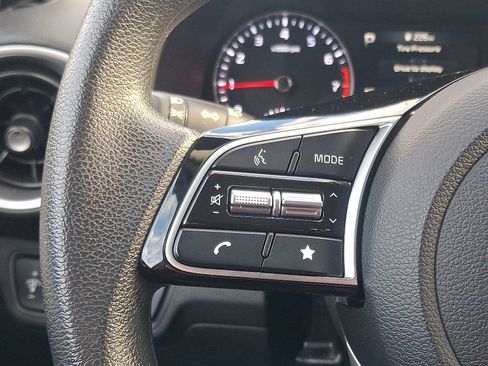 Certified 2024 Kia Forte LXS w/ LXS Technology Package image 19