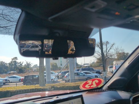 Certified 2025 Toyota Tacoma TRD Off-Road w/ TRD Off Road Premium Package image 27