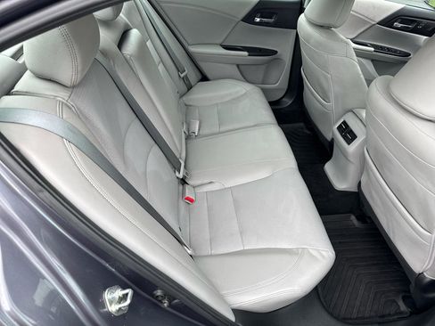 Used 2015 Honda Accord EX-L image 9