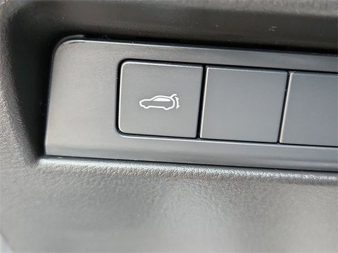 Used 2024 MAZDA CX-90 3.3 Turbo w/ Preferred Plus image 29