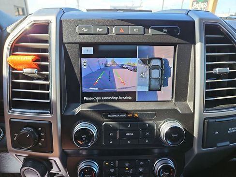 Used 2020 Ford F150 Platinum w/ Equipment Group 701A Luxury AWD/4WD image 21