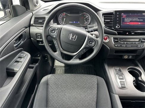 Used 2023 Honda Ridgeline Sport image 12