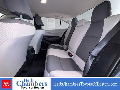 Used 2025 Toyota Corolla LE FWD image 19