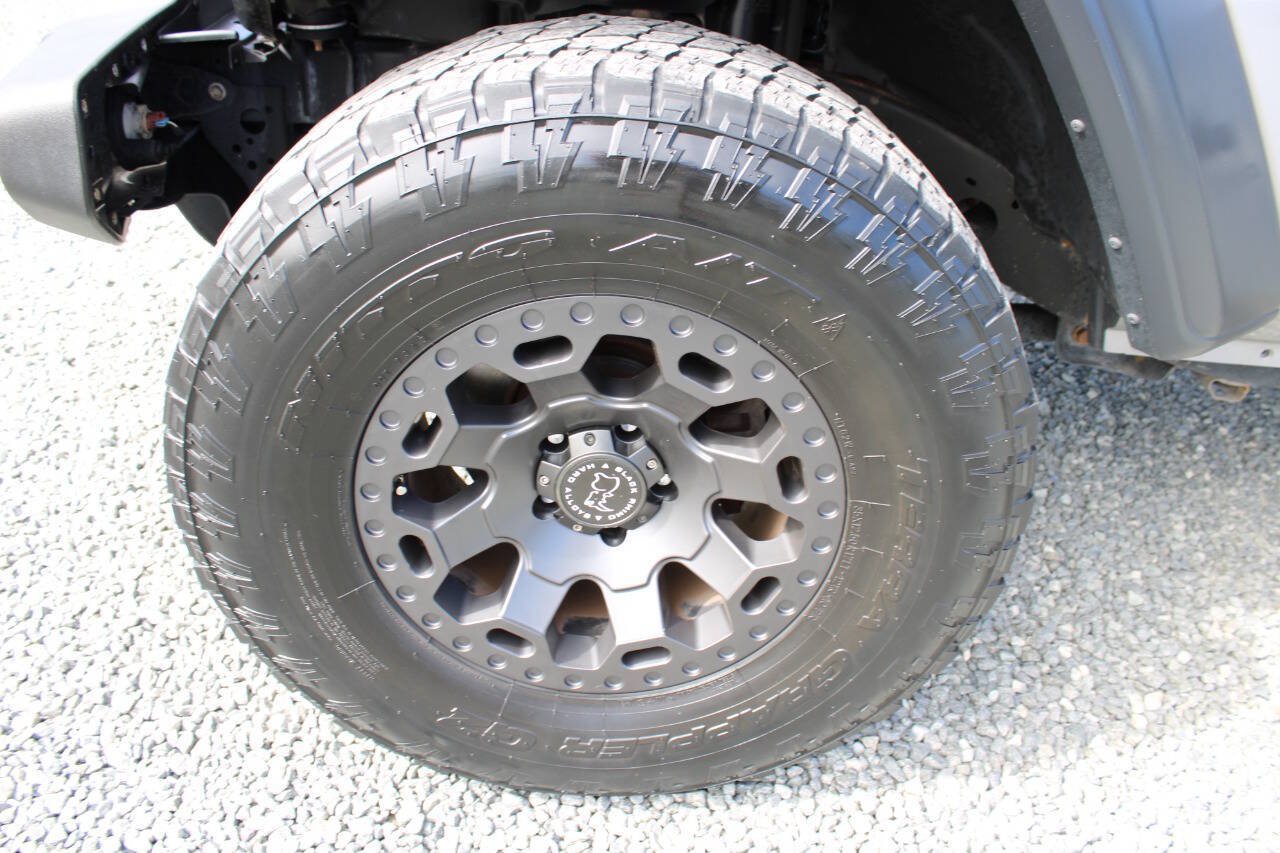 Used 2020 Jeep Gladiator Sport w/ Quick Order Package 24S AWD/4WD image 23