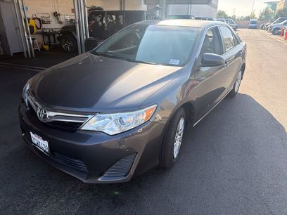 Used 2014 Toyota Camry LE