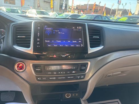 Used 2018 Honda Pilot EX image 20