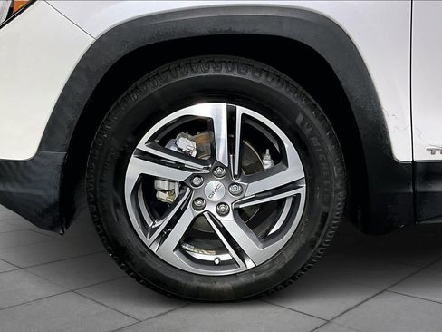 Certified 2021 GMC Terrain SLT w/ LPO, Floor Liner Package image 11