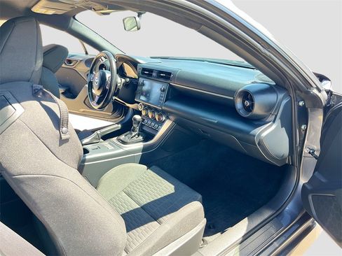 Used 2022 Toyota GR86 image 23