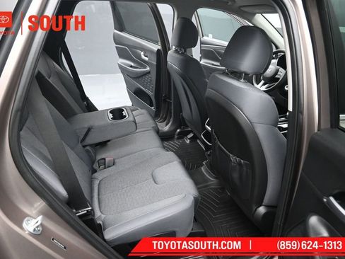 Used 2020 Hyundai Santa Fe SE w/ Cargo Package FWD image 28