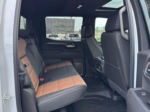 New 2026 Chevrolet Silverado 1500 High Country w/ High Country Premium Package image 11